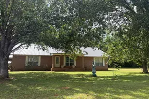 3761 Hwy 231, Cottondale, FL 32431 - Photo 1