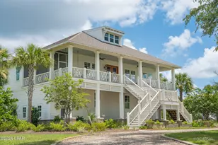 107 Dupont Dr, Port Saint Joe, FL 32456 - Photo 2