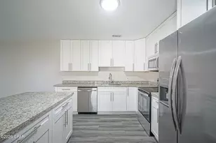 410 S Star Ave, Panama City, FL 32404 - Photo 16