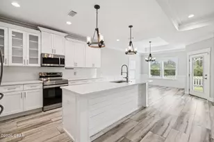 253 N Wells St, Panama City Beach, FL 32413 - Photo 2