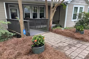 2672 Lakeview Cir, Alford, FL 32420 - Photo 4
