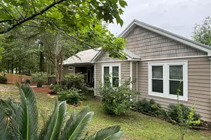 2672 Lakeview Cir, Alford, FL 32420 - Photo 6