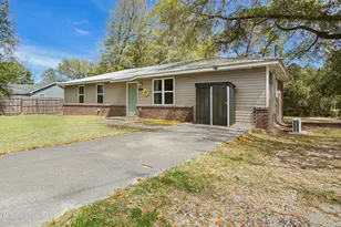 613 N Pear St, Chipley, FL 32428 - Photo 6