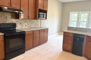 3321 Nautical Dr, Southport, FL 32409 - Photo 6