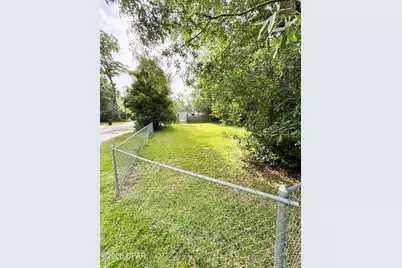 947 11th Avenue, Graceville, FL 32440 - Photo 10