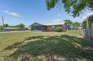 1848 Airport Cir, Panama City, FL 32405 - Photo 2