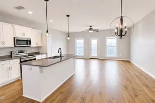 306 Brooke Ct, Panama City, FL 32404 - Photo 2