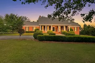 3184 College St, Marianna, FL 32446 - Photo 1