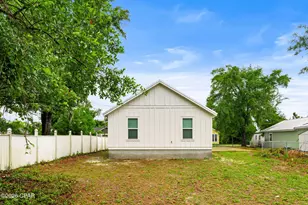 320 N Center Ave, Panama City, FL 32401 - Photo 8