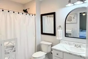 6582 Grande Oak Loop, Grand Ridge, FL 32442 - Photo 10