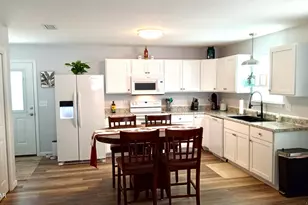 6582 Grande Oak Loop, Grand Ridge, FL 32442 - Photo 4