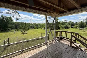 2847 SE Adams St, Kinard, FL 32449 - Photo 8
