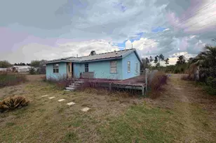502 McPherson Dr, Alford, FL 32420 - Photo 2