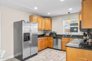 1208 Yale Ave, Panama City, FL 32405 - Photo 10