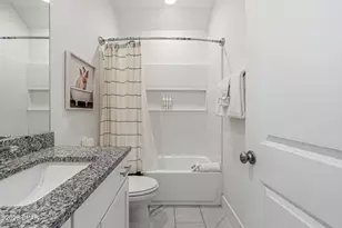 2701 Lagoon Mnr Dr, Panama City, FL 32408 - Photo 36