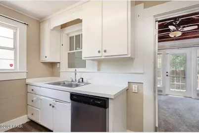 522 E 4th Court, Panama City, FL 32401 - Photo 10