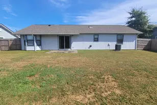 7709 Betty Louise Dr, Panama City, FL 32404 - Photo 2