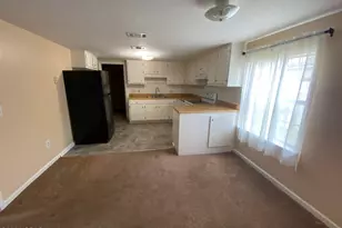 1006 Massalina Dr, Panama City, FL 32401 - Photo 2