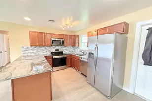 175 N Berthe Ave, Panama City, FL 32404 - Photo 2