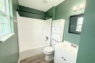 175 N Berthe Ave, Panama City, FL 32404 - Photo 16