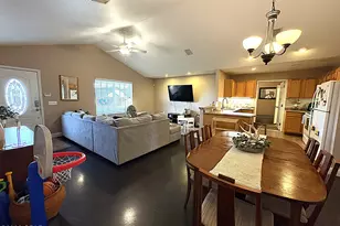 4901 Blue Sky Wy, Marianna, FL 32446 - Photo 10