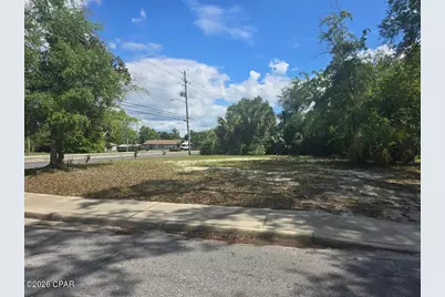 831 N Cove Boulevard, Panama City, FL 32401 - Photo 1