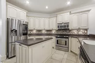 140 Lake Merial Trail, Southport, FL 32409 - Photo 6