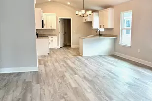 1306 Primrose Ln, Panama City, FL 32404 - Photo 2