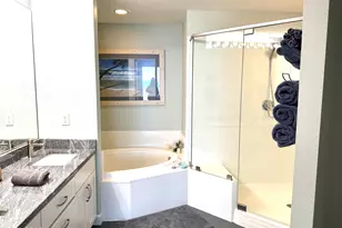 9860 S Thomas Dr, Panama City Beach, FL 32408 - Photo 22
