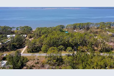 195 N Bayshore Drive, Eastpoint, FL 32328 - Photo 10