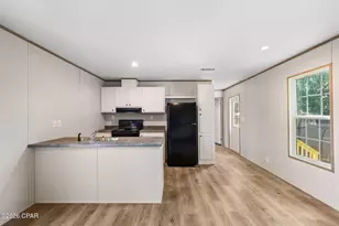 222 Springfield Ave, Panama City, FL 32401 - Photo 2