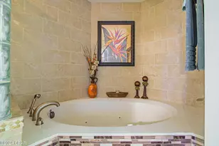2400 Grandiflora Blvd, Panama City, FL 32408 - Photo 32