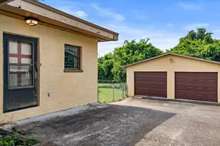 1404 E 9th St, Panama City, FL 32401 - Photo 30