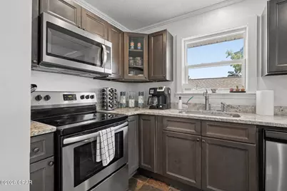 5826 Hilltop Avenue, Panama City Beach, FL 32408 - Photo 10