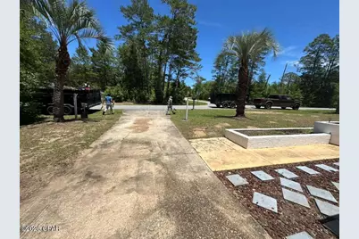 2007 Ambassador Court, Chipley, FL 32428 - Photo 6