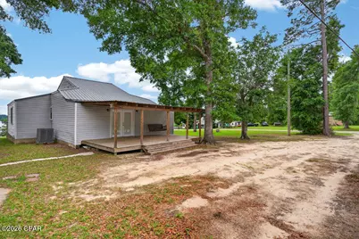 503 Lori Lane, Alford, FL 32420 - Photo 4