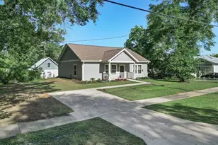 16424 SE Pear St, Blountstown, FL 32424 - Photo 2