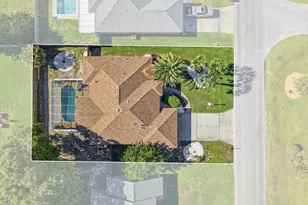 208 Hidden Pines Dr, Panama City, FL 32408 - Photo 2