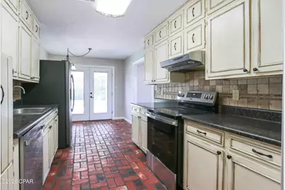 1856 Airport Circle, Panama City, FL 32405 - Photo 30