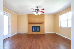 1856 Airport Cir, Panama City, FL 32405 - Photo 18
