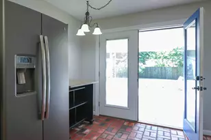 1856 Airport Cir, Panama City, FL 32405 - Photo 30