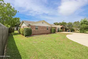 1856 Airport Cir, Panama City, FL 32405 - Photo 10