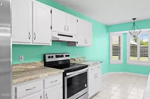 1513 E 9th St, Lynn Haven, FL 32444 - Photo 18