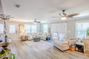 9042 Abba Ln, Panama City Beach, FL 32407 - Photo 6