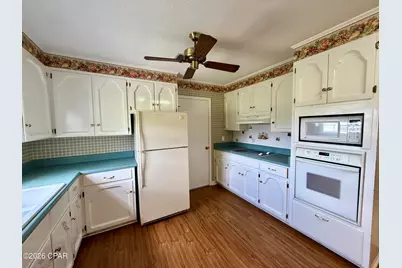 1960 Inwood Road, Grand Ridge, FL 32442 - Photo 4