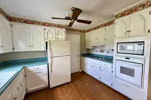 1960 Inwood Rd, Grand Ridge, FL 32442 - Photo 4