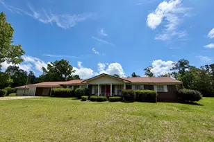 1960 Inwood Rd, Grand Ridge, FL 32442 - Photo 1