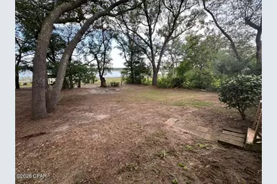 2007 Ambassador Court, Chipley, FL 32428 - Photo 12