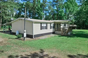 423 Scott Cir, Havana, FL 32333 - Photo 6