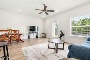 1635 Caleigh Ct, Lynn Haven, FL 32444 - Photo 8
